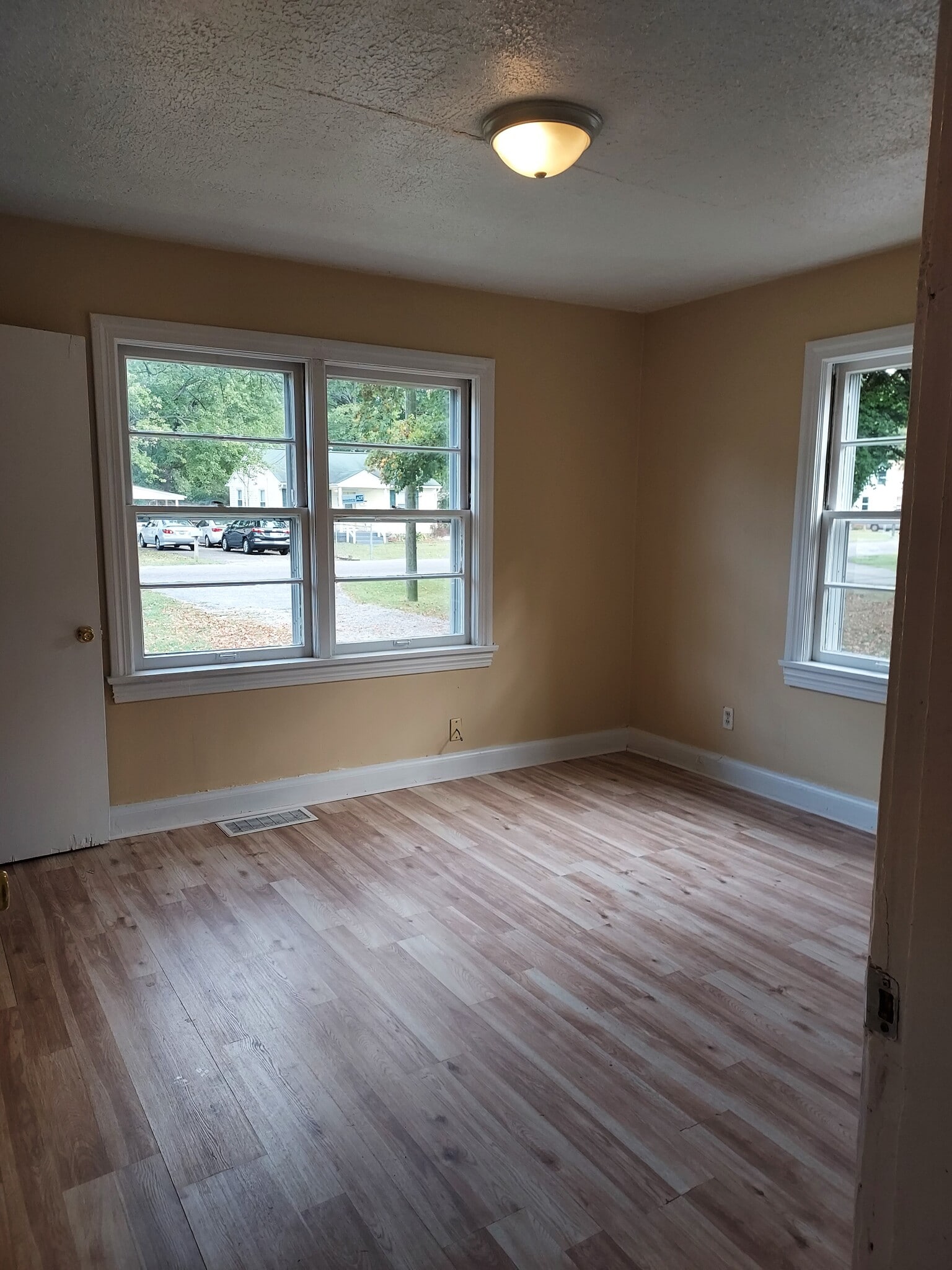 Bedroom #1 - 4848 Brenda Dr