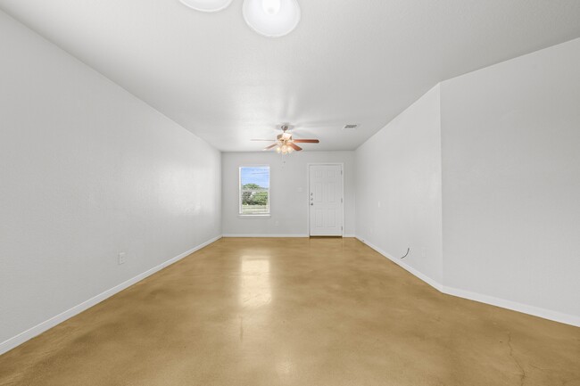 Building Photo - 1809 Indian Trail Dr