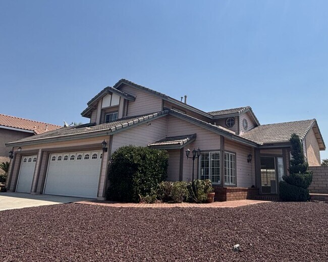 Primary Photo - 12438 Brewster Dr