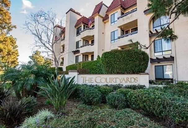 Building Photo - 5865 Friars Rd