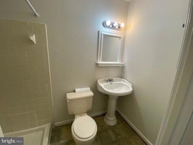 Building Photo - 12116 Stallion Ct