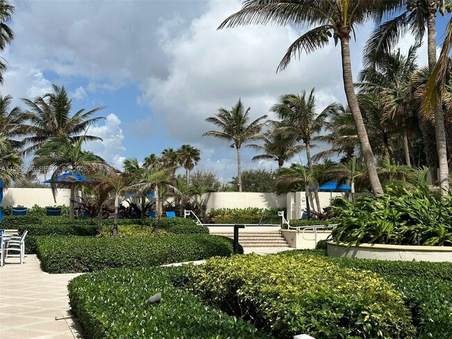 Building Photo - 6001 N Ocean Dr