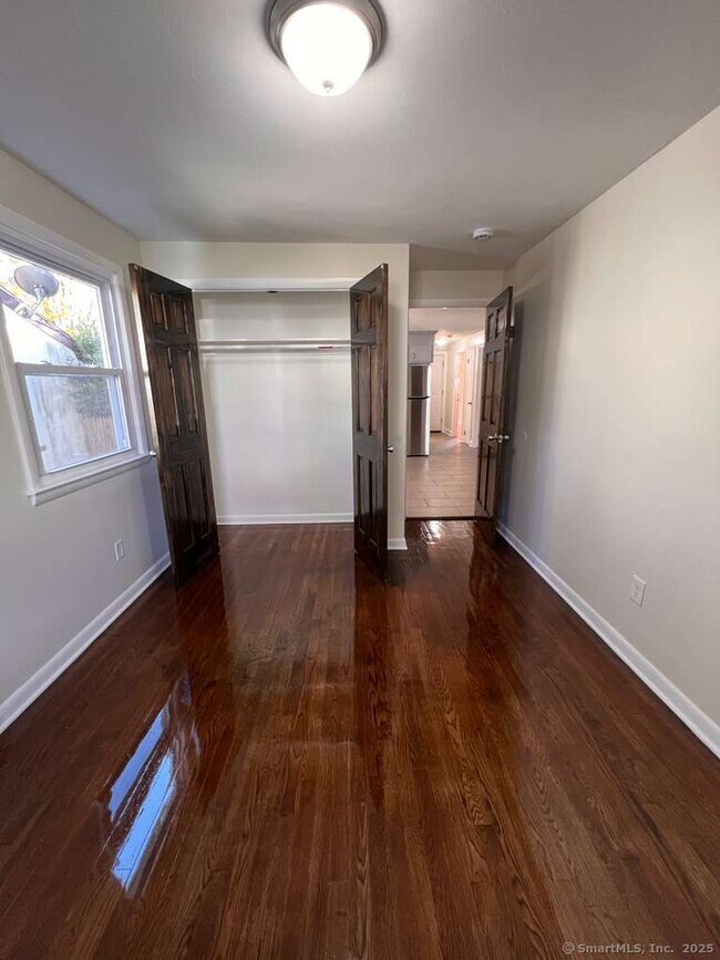 Building Photo - 193 City View Ave