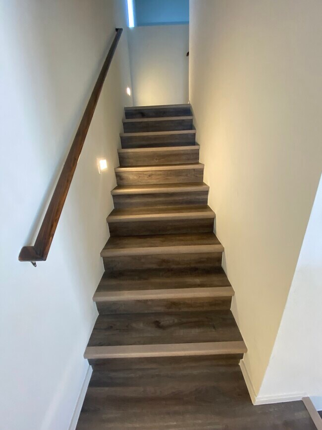 Building Photo - 8676 E Avant Garde Way