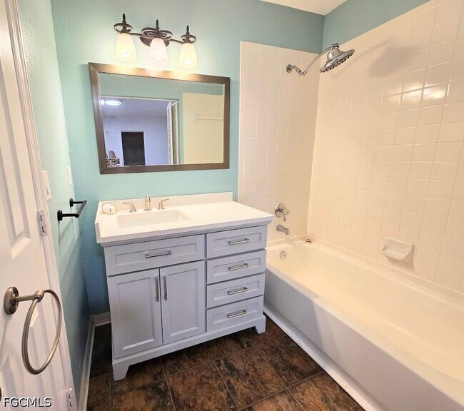 Building Photo - 12630 Equestrian Cir