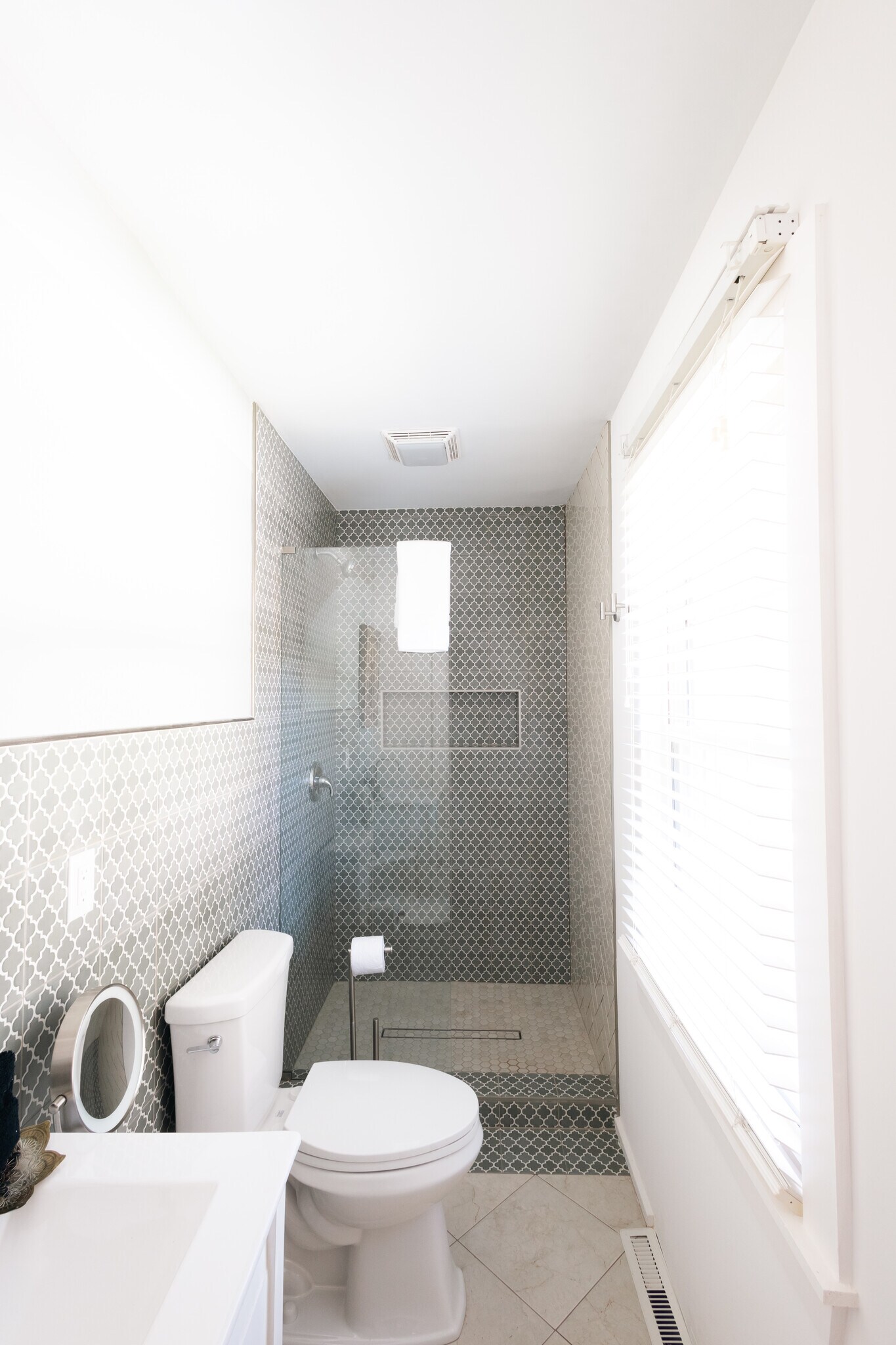 Building Photo - 1585 Secessionville Rd