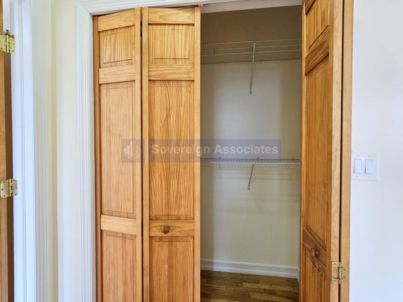 Building Photo - 707 W 171st St