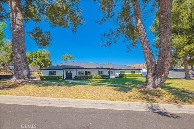 Building Photo - 9109 La Alba Dr