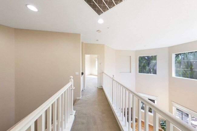 Building Photo - Irvine - Gated Northwood Point Townhome!