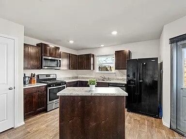 Building Photo - 5826 Kendall Pr