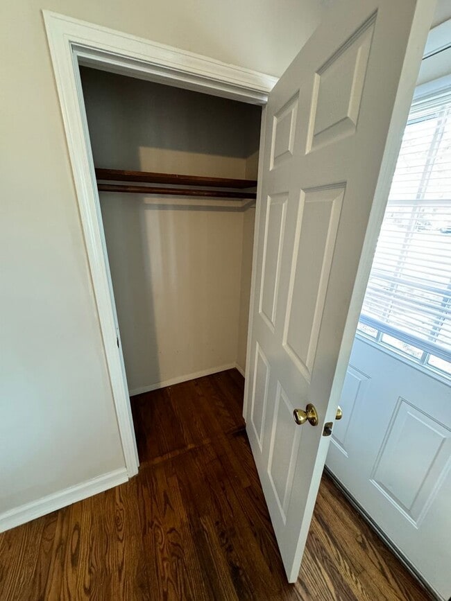 Building Photo - Single Family Home in the heart of Fern Creek