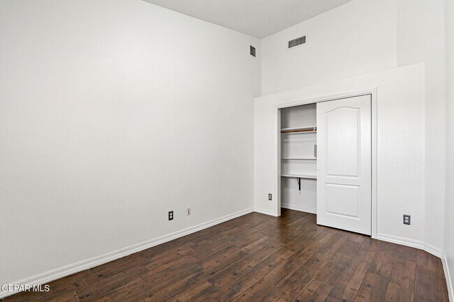 Building Photo - 3141 Fury Point Pl