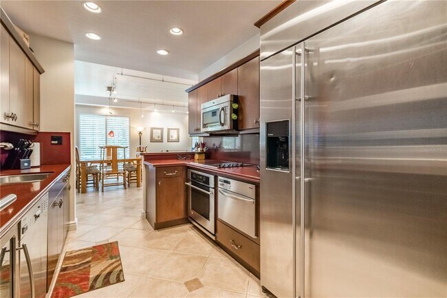 Building Photo - 3705 54th Dr W