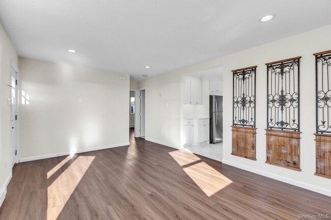 Building Photo - 26 Namkee Ln