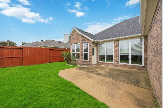 Building Photo - 6642 Redberry Glen Ln