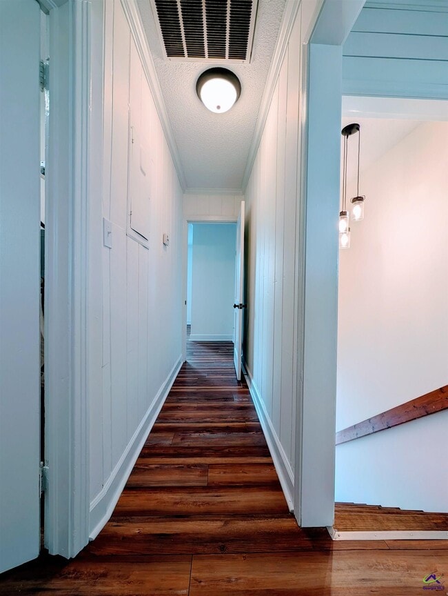 Building Photo - 1108 Washington St