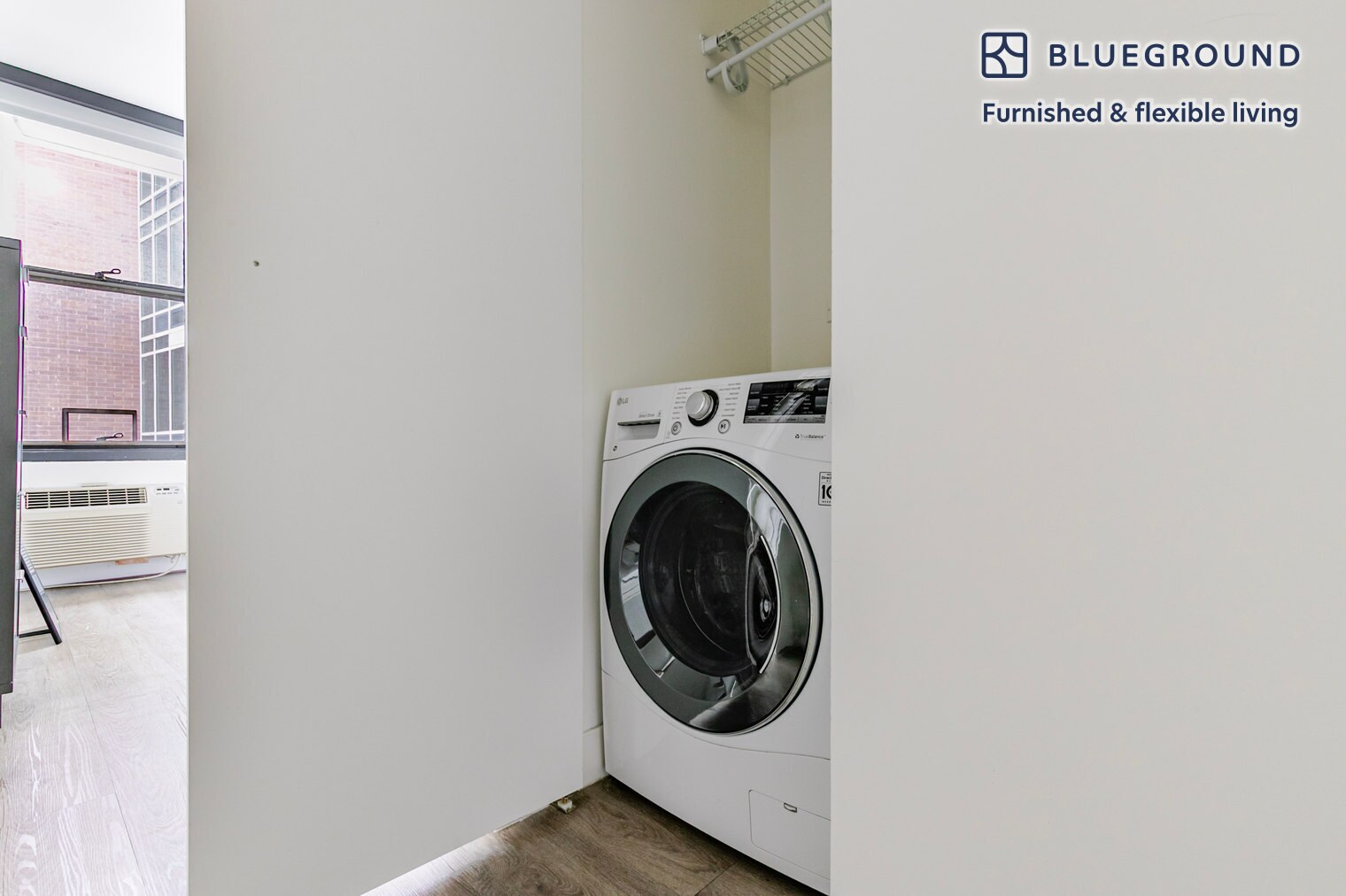 Building Photo - 21 E Chestnut St