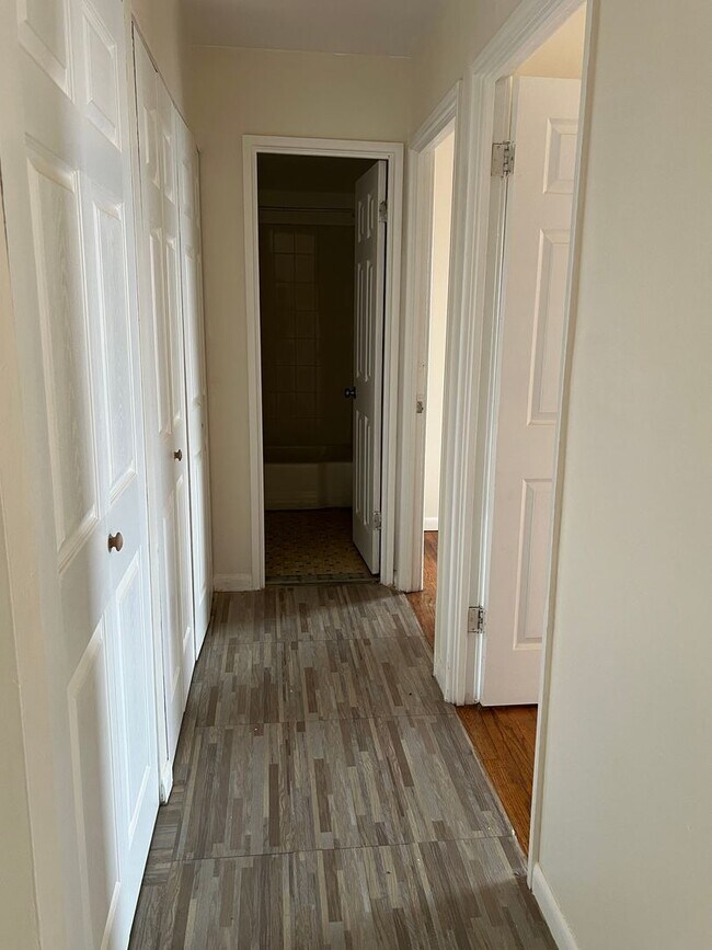 Building Photo - 185 Palisade Ave