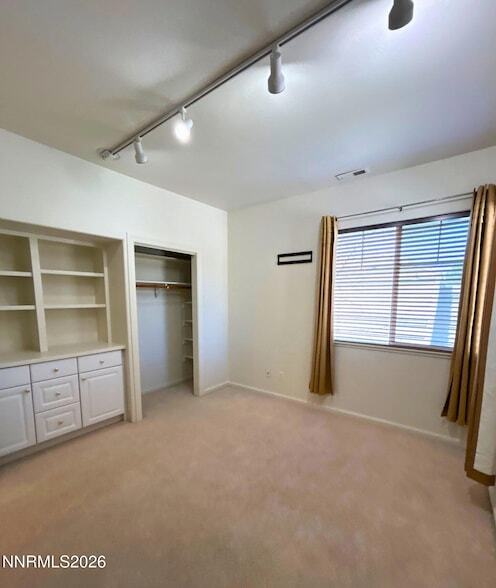 Building Photo - 6710 Cinnamon Dr