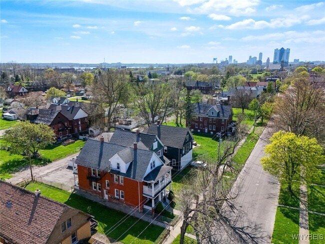 Building Photo - 1953 Falls St