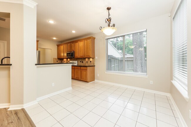 Building Photo - 8835 Vista Springs Dr