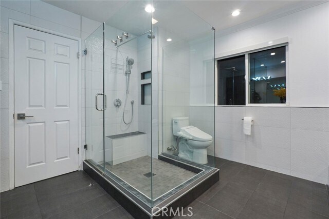 Building Photo - 3381 Oakmont View Dr