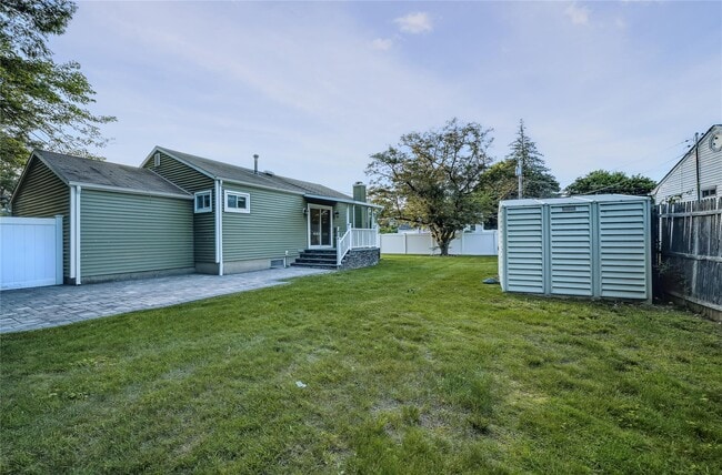 Building Photo - 22 S Haven Dr