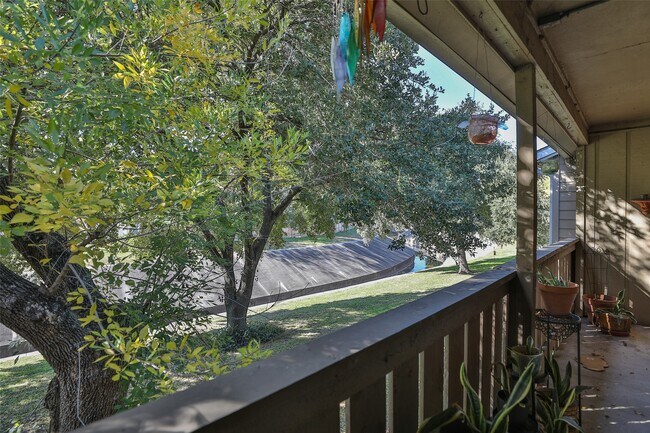 Building Photo - 5005 Georgi Ln