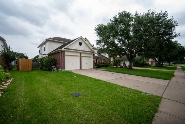 Building Photo - 2322 Cool Springs Ln