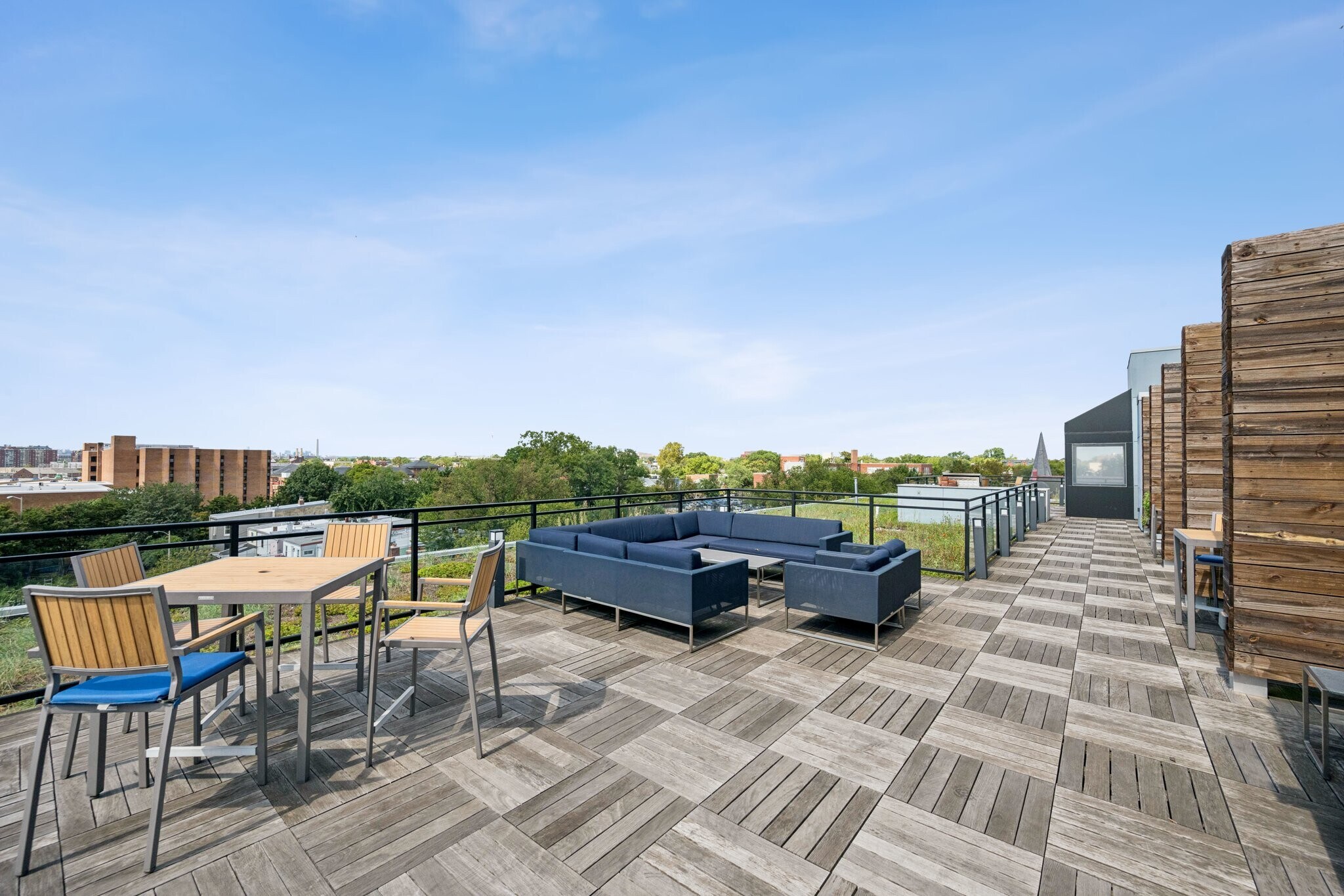 Building Photo - 900 11th St SE