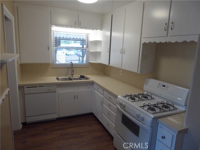 Building Photo - 6735 Yellowstone Dr