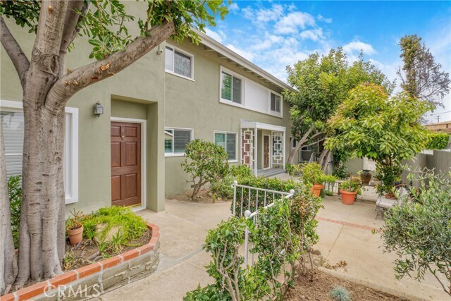 Building Photo - 16144 Sunset Blvd