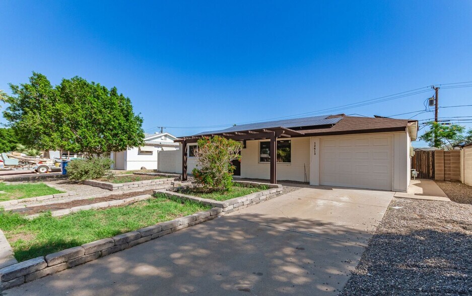 Building Photo - 12613 N 29th Ave