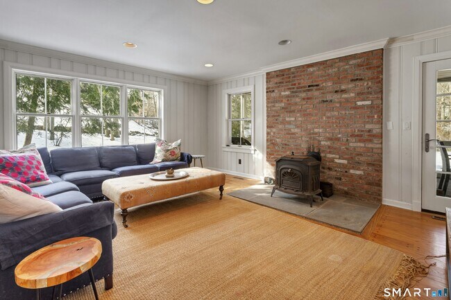 Building Photo - 3 Raiders Ln