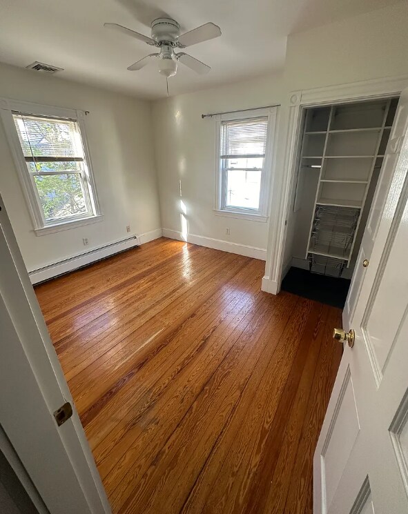 Building Photo - 28 Montfern Ave
