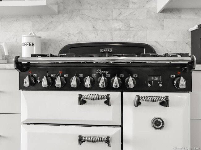 Building Photo - 199 Hillspoint Rd