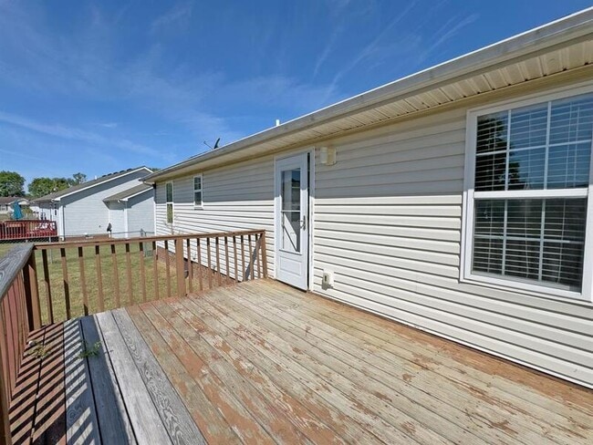 Building Photo - 207 Ruf Dr