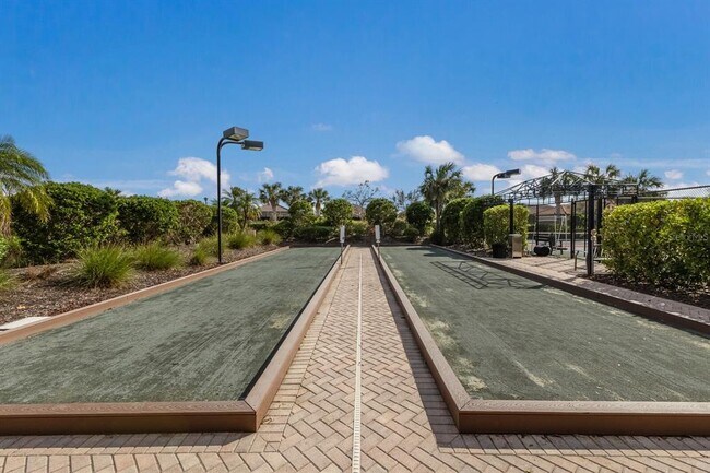 Building Photo - 8724 Bellussi Dr