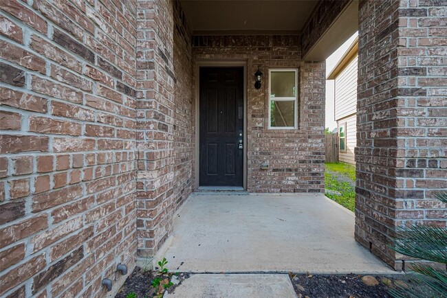 Building Photo - 16360 Oakside Hollow Ln