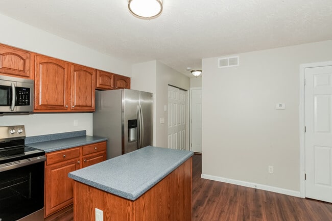 Building Photo - 382 Gatewood Ct