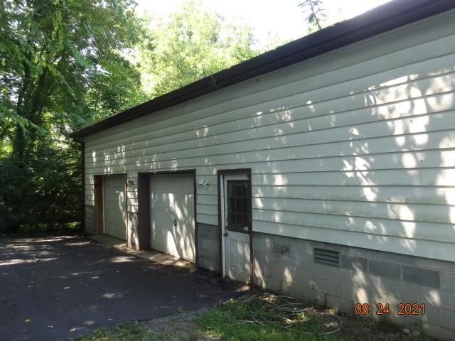 Building Photo - 89 Lyle Ln