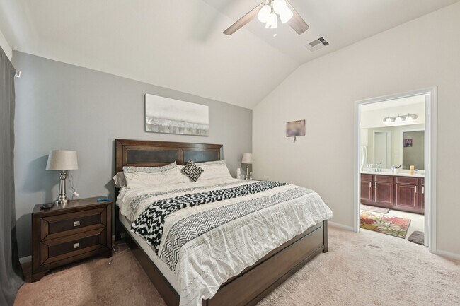 Building Photo - 2222 Mountain Quail Wy