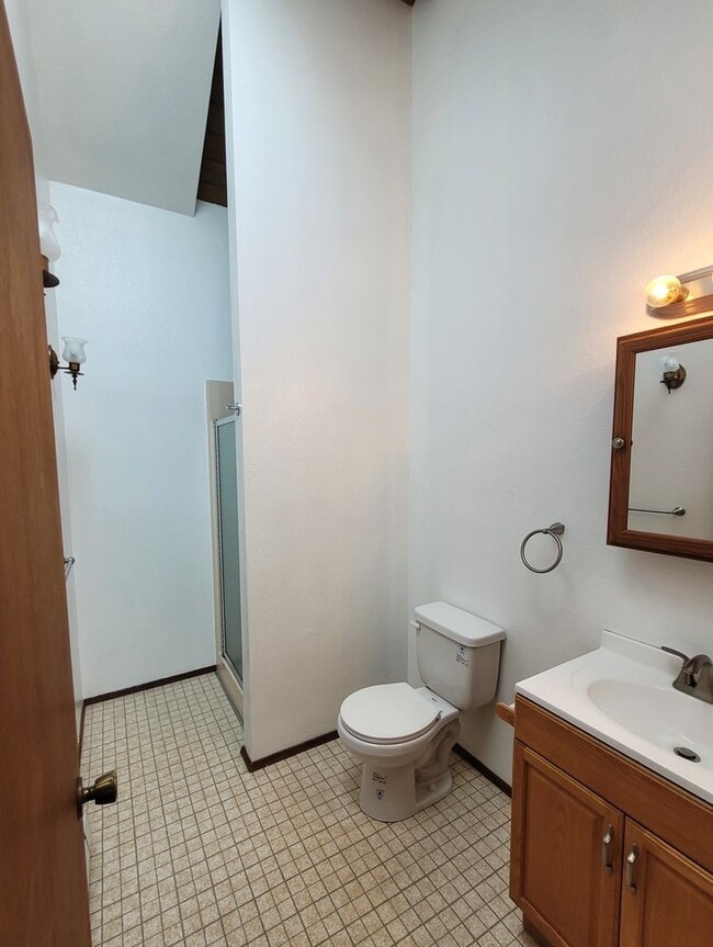 Building Photo - 5507 Haida Way
