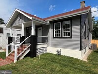 Building Photo - 5207 38th Ave