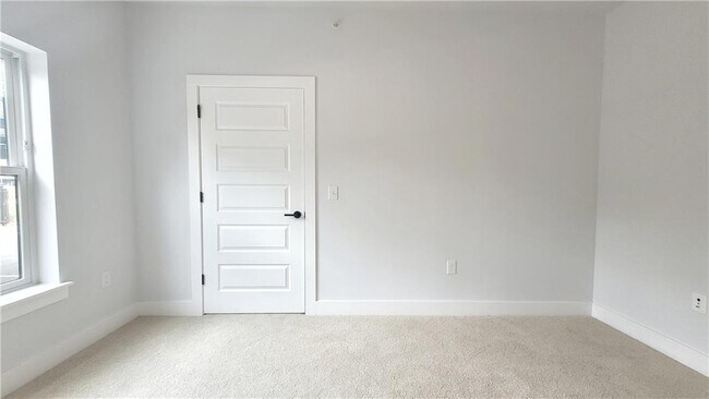 Building Photo - 3101 Govalle Ave