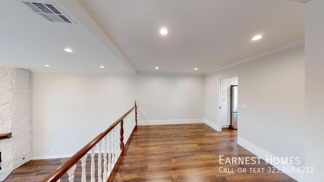 Building Photo - 14309 Hartsook St