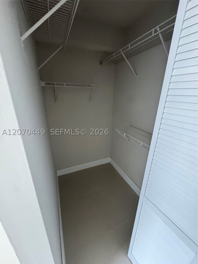 Building Photo - 15441 SW 81st Cir Ln