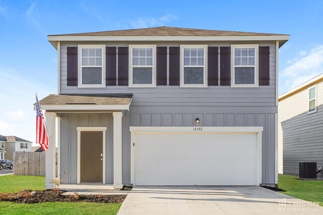 Primary Photo - 14302 Palm Ridge