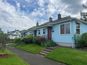 Building Photo - Charming N. Portland Apartment located in the Piedmont Neighborhood!