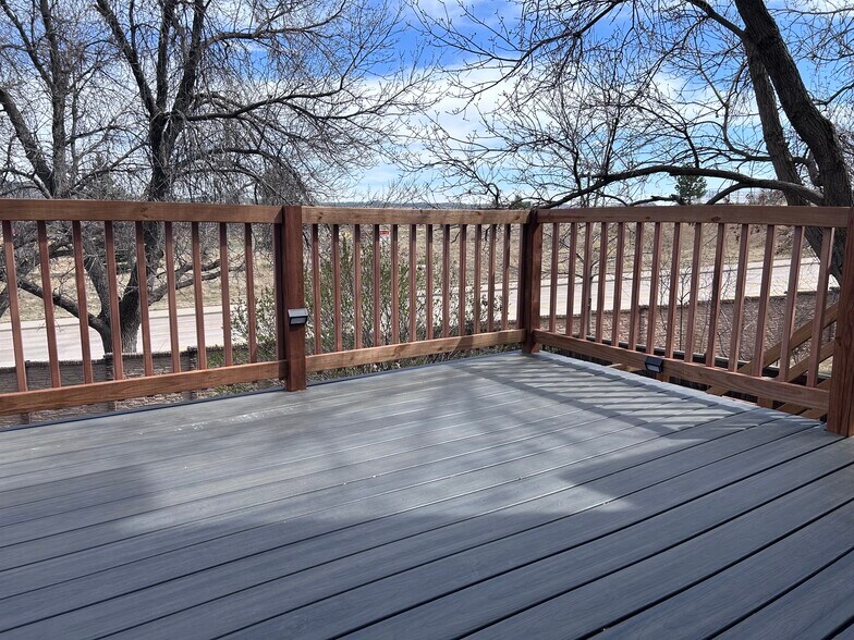 Building Photo - 4922 N Silverlace Dr